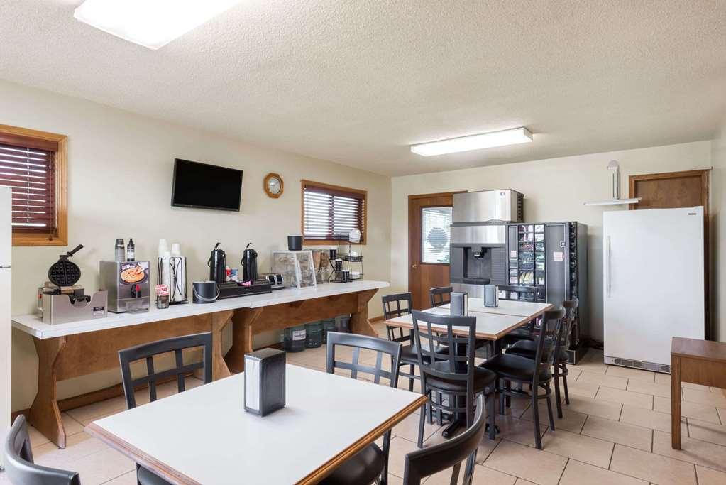 Knights Inn - Chanute Facilities photo